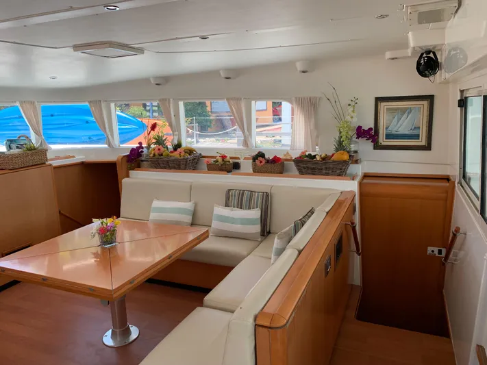 Doris Yacht Photos Pics 