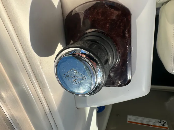 Voyager Yacht Photos Pics 