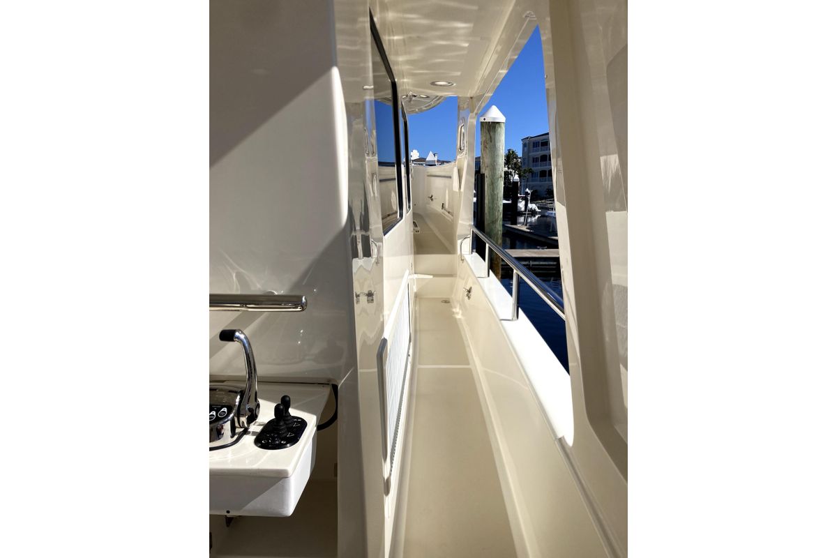 2019 Marlow 49 
