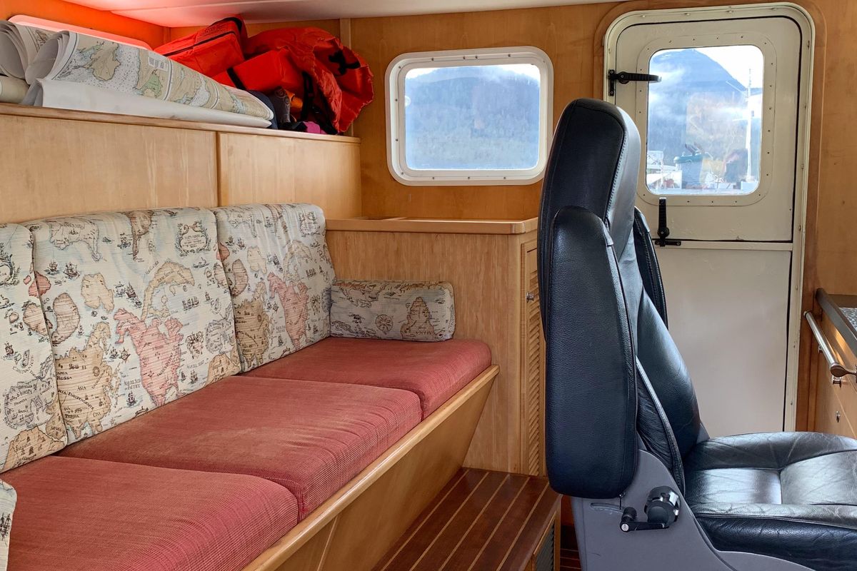 2000 Cape Horn 55 