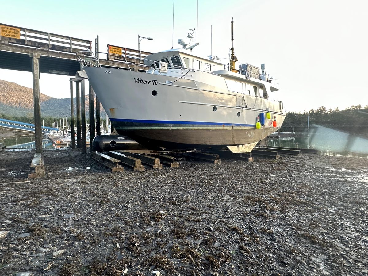 2000 Cape Horn 55 