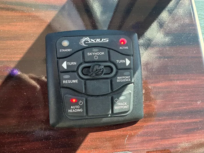 Voyager Yacht Photos Pics 