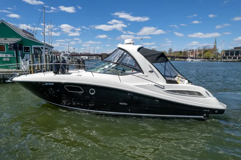 Voyager Yacht Photos Pics 