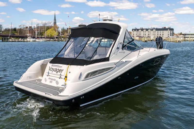 Voyager Yacht Photos Pics 