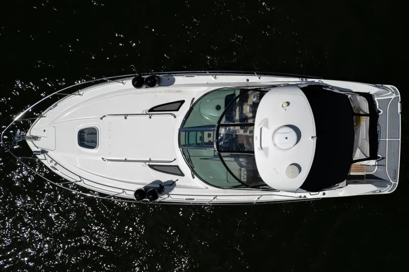 Voyager Yacht Photos Pics 