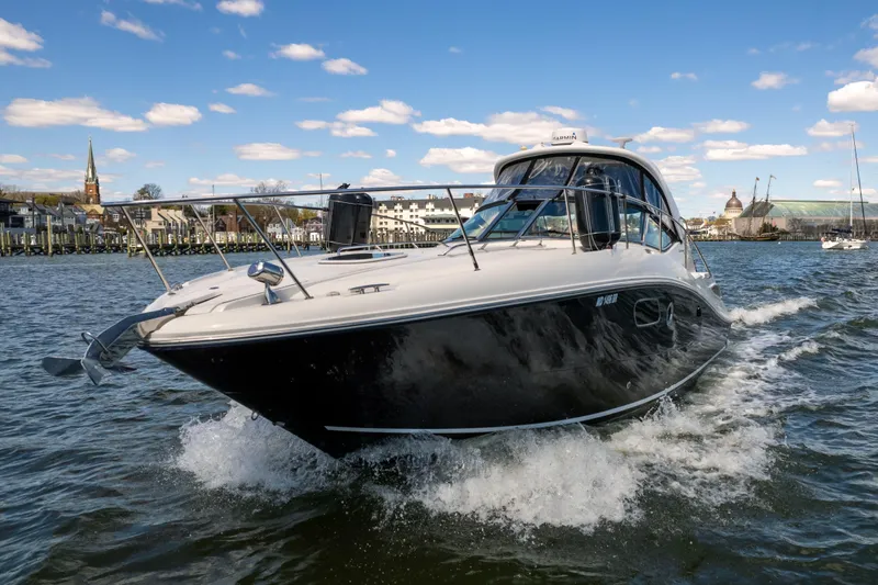 Voyager Yacht Photos Pics 