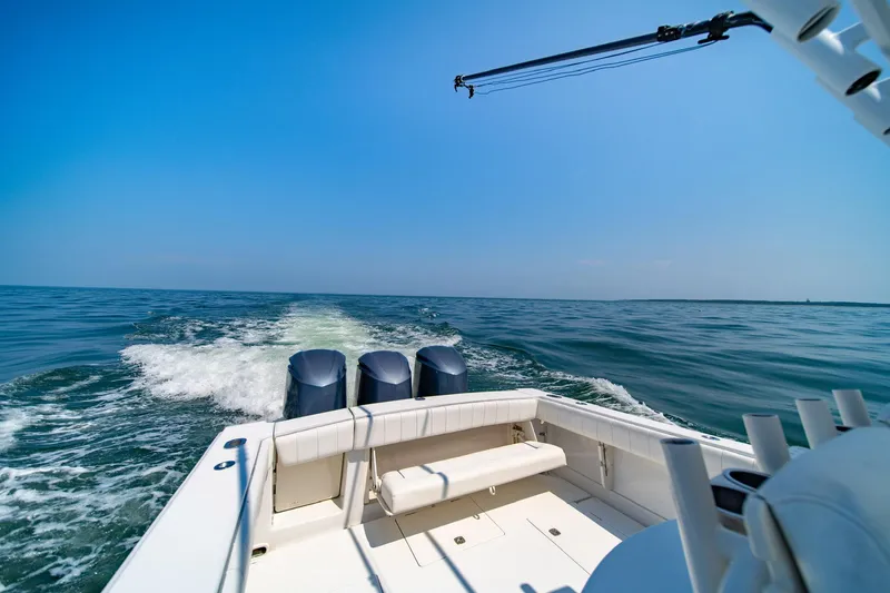 Yellow Tale Yacht Photos Pics 