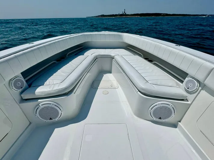 Yellow Tale Yacht Photos Pics 