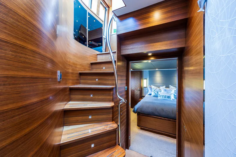 Blink Yacht Photos Pics Foyer stiars