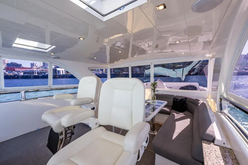 Blink Yacht Photos Pics FB 3