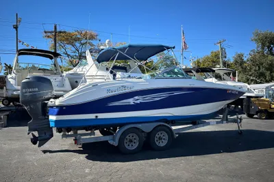 NauticStar 223DC Sport Deck