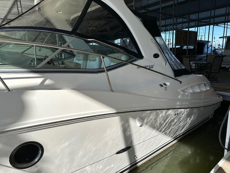 2010 Sea Ray 350 Sundancer