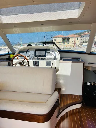  Yacht Photos Pics WhatsApp Image 2023-08-28 at 13.21.50 (1).jpeg