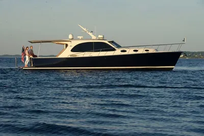 Palm Beach Motor Yachts PB42