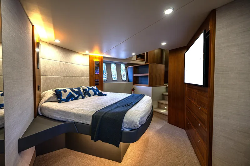True North Yacht Photos Pics Owners Suite - beautiful handcrafted, elegant design and very spacious. A boaters retreat oasis.