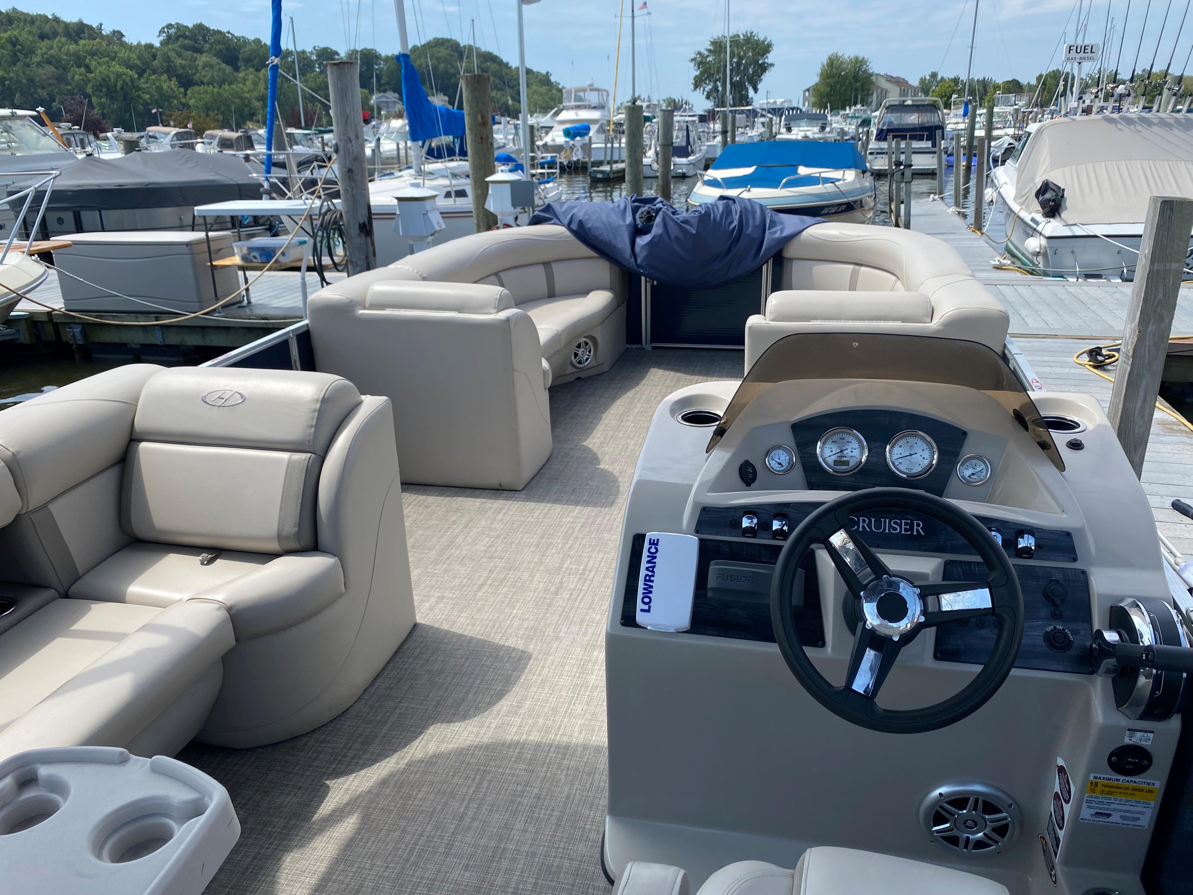 2017 Harris Cruiser 240 Pontoon for sale - YachtWorld