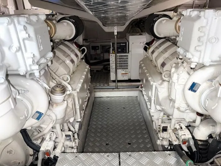  Yacht Photos Pics Foto_Riva_56_Rivale_23