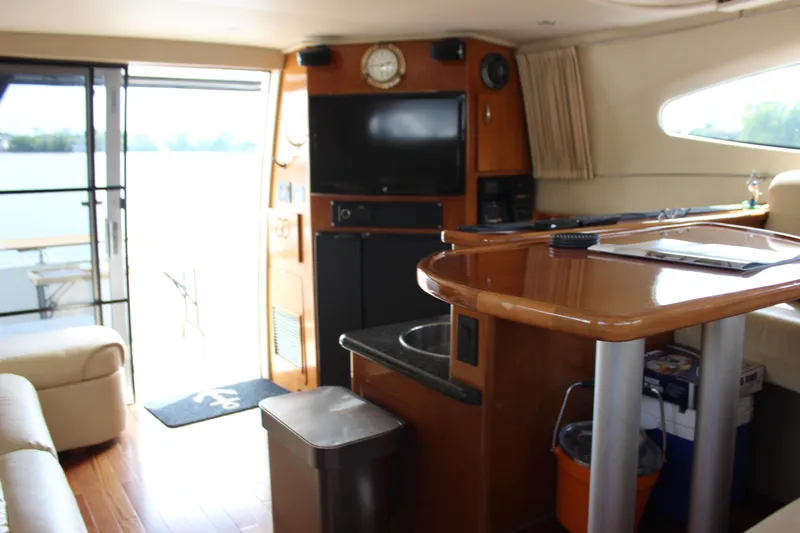  Yacht Photos Pics Interior of 2003 Carver 36 Super Sport yacht with modern amenities and elegant design.