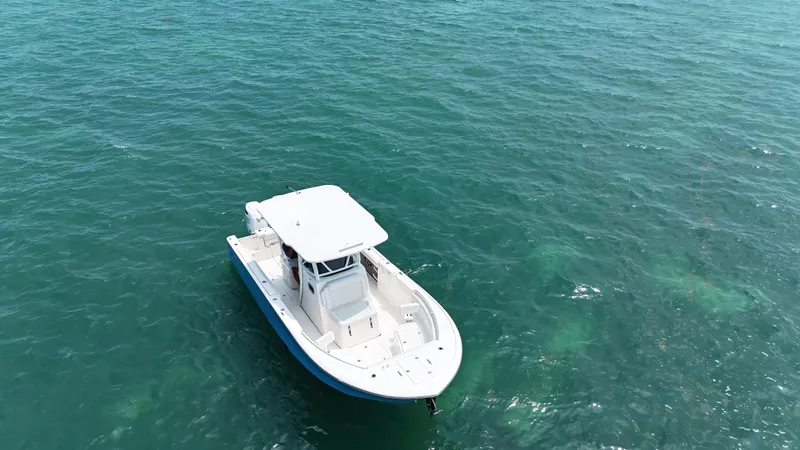  Yacht Photos Pics 2024 Sea Born SX281 Offshore LE boat on open water.