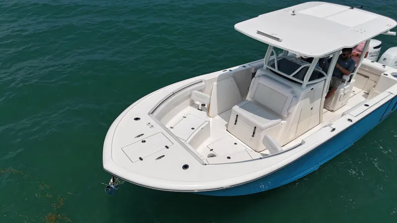  Yacht Photos Pics 2024 Sea Born SX281 Offshore LE boat on open water.