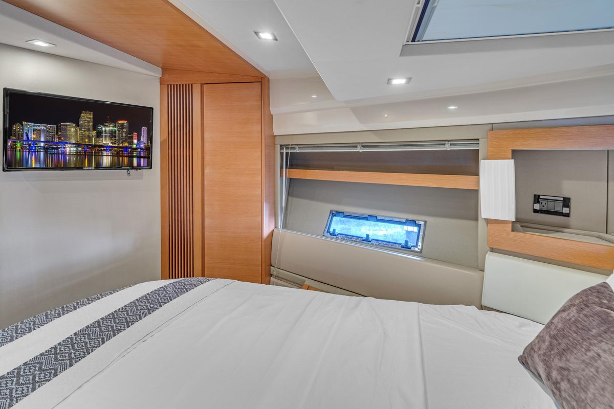 2013 Azimut 45 
