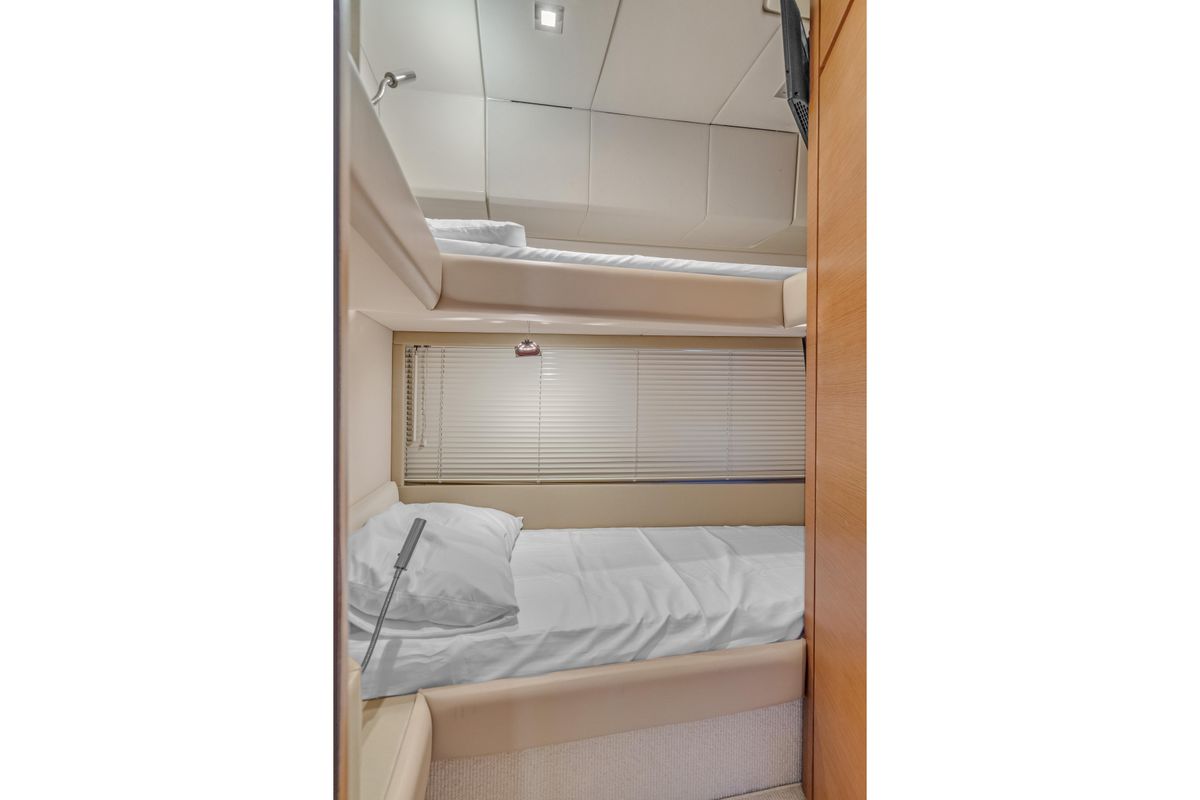 2013 Azimut 45 