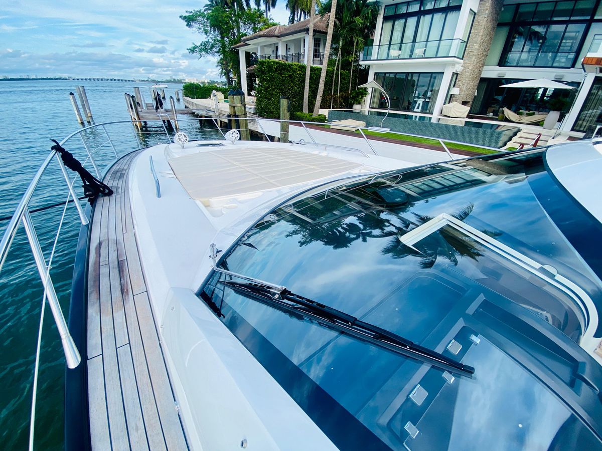 2010 Sunseeker 60 