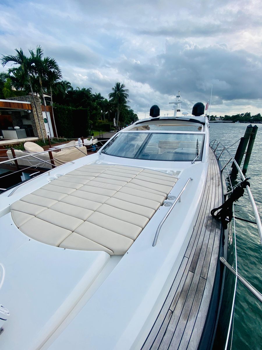 2010 Sunseeker 60 