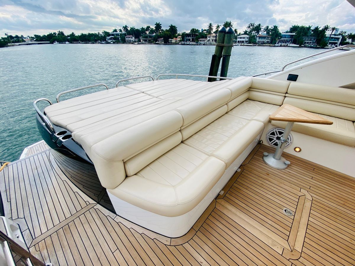 2010 Sunseeker 60 