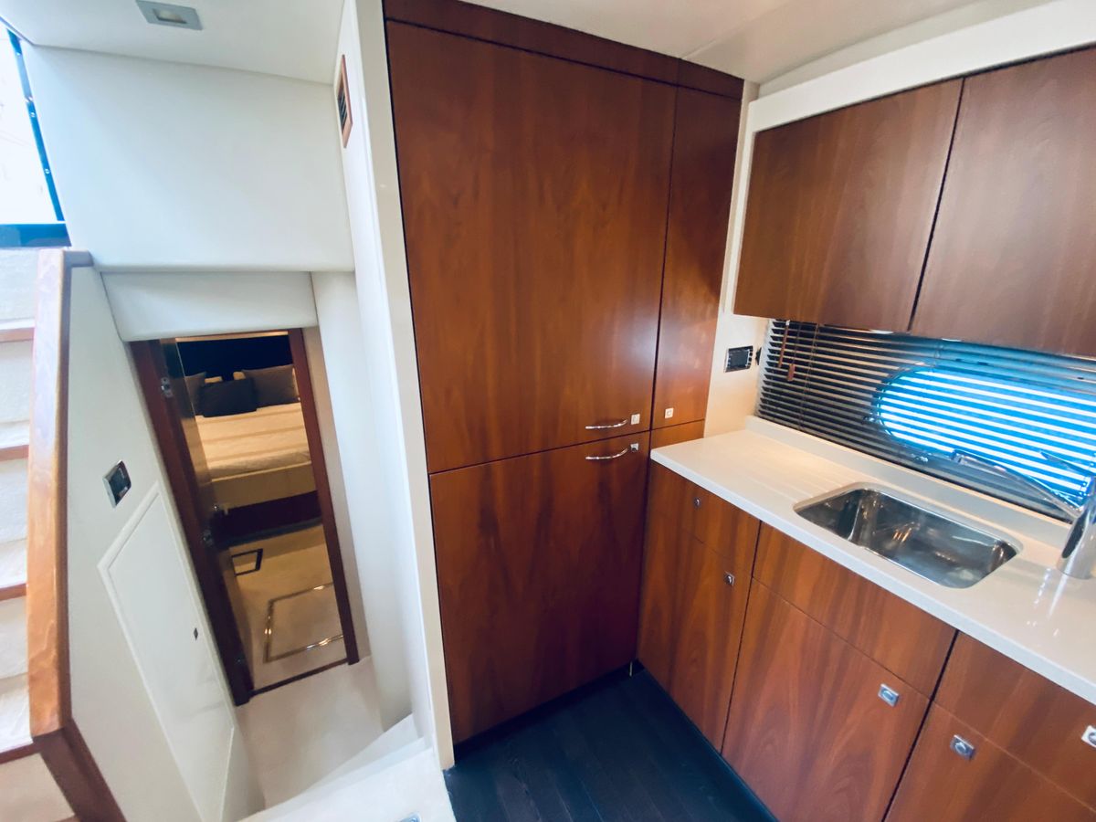 2010 Sunseeker 60 