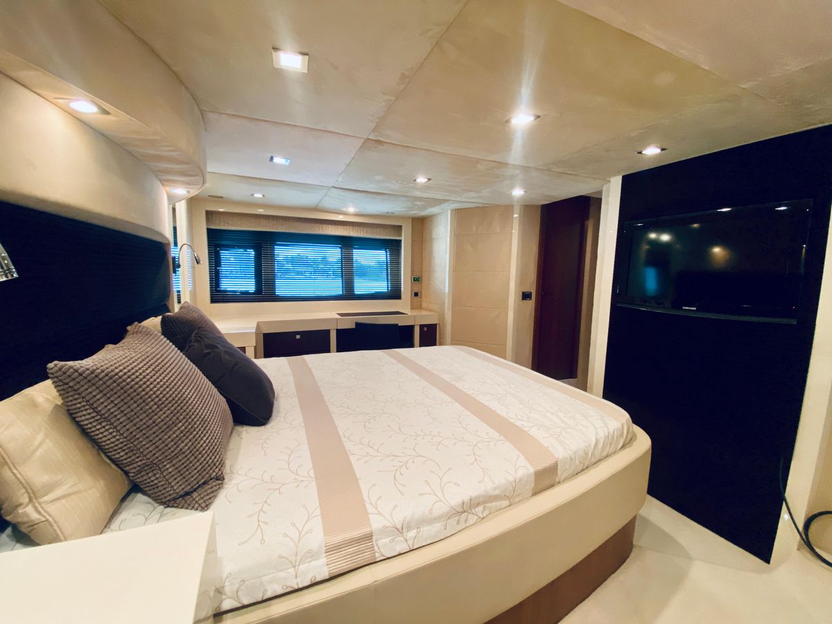 2010 Sunseeker 60 