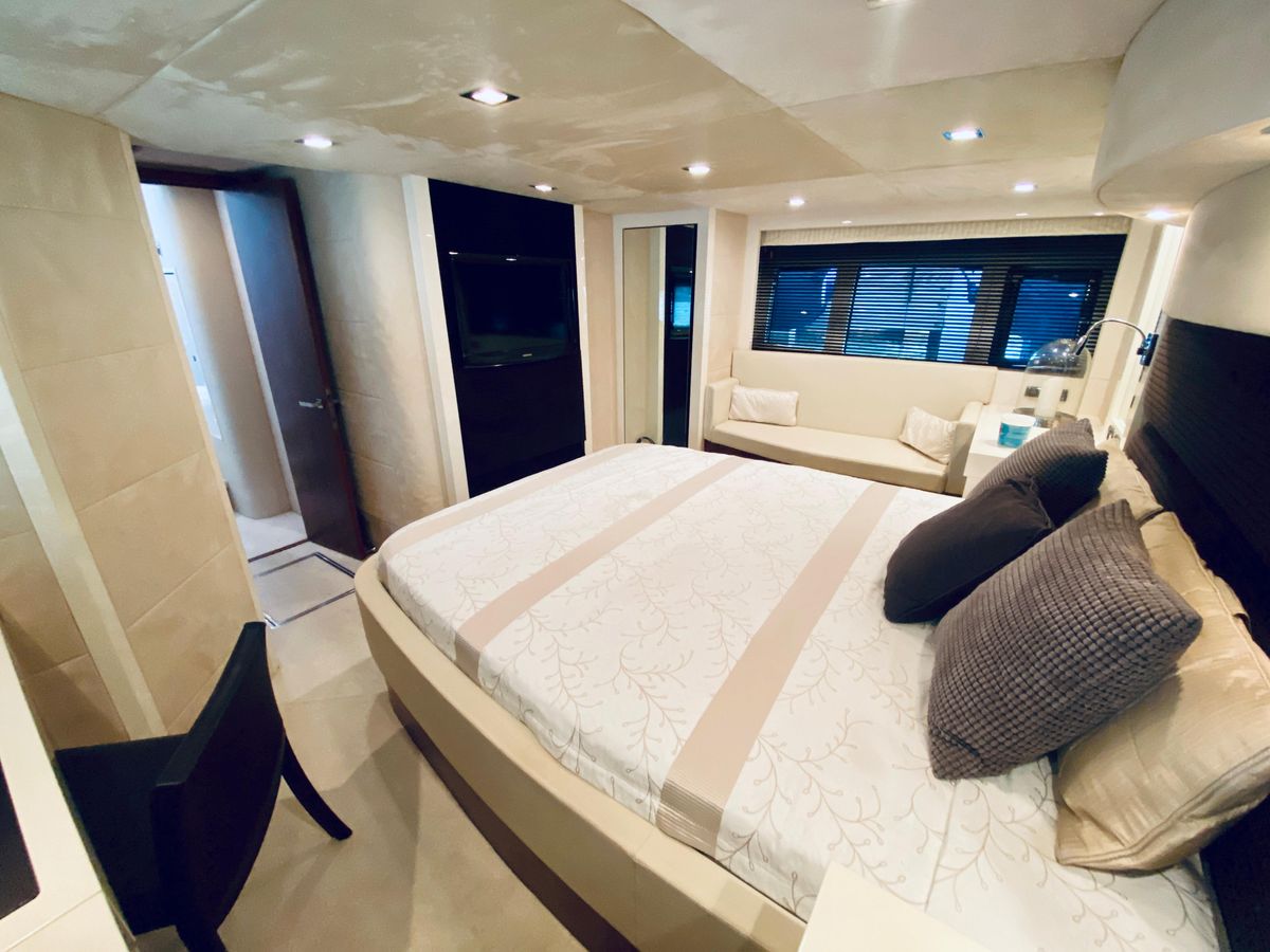 2010 Sunseeker 60 