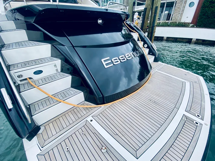 Essence Yacht Photos Pics 
