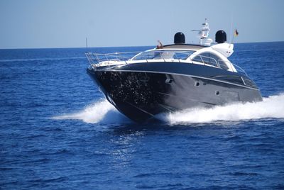 Yacht