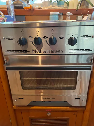 Dreamcatcher Yacht Photos Pics 