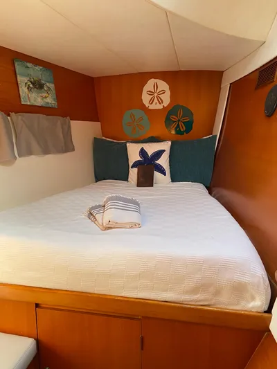 Dreamcatcher Yacht Photos Pics 