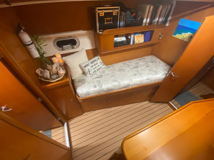 Dreamcatcher Yacht Photos Pics 