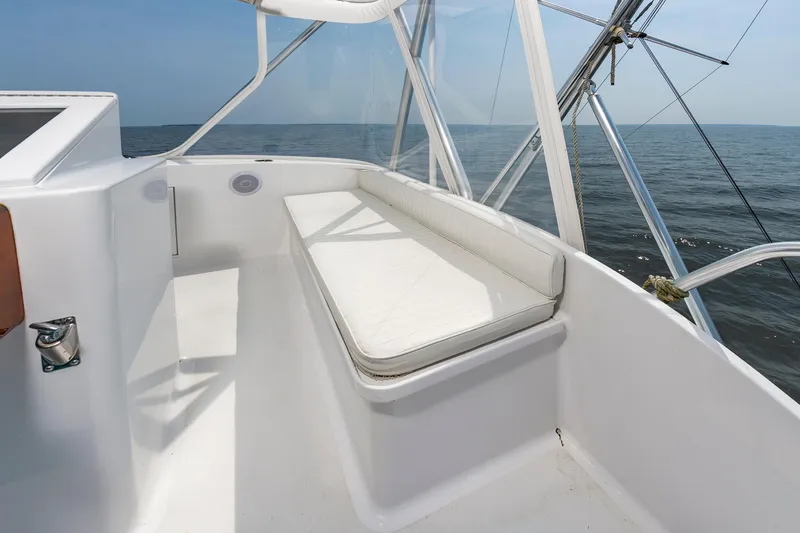 Sea Horse Yacht Photos Pics 1994 Custom Carolina 43 Blackwell Convertible boat deck with ocean view.