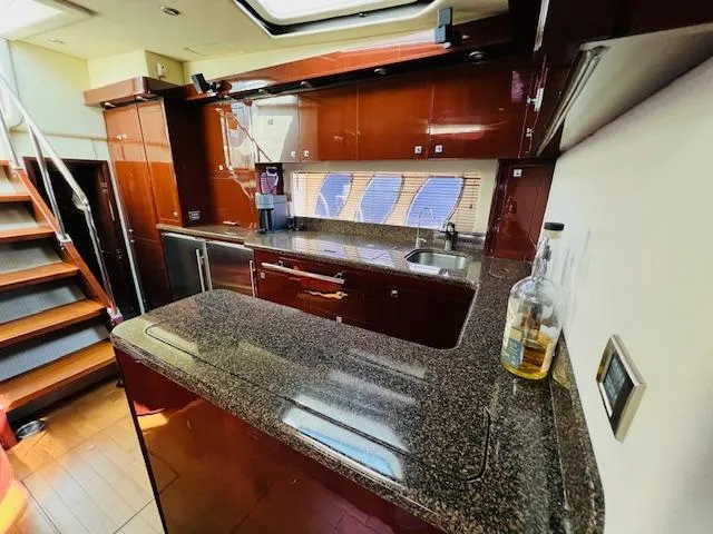 Choices Yacht Photos Pics 