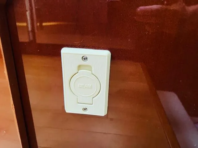 Choices Yacht Photos Pics 