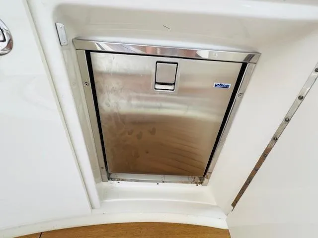 Choices Yacht Photos Pics 