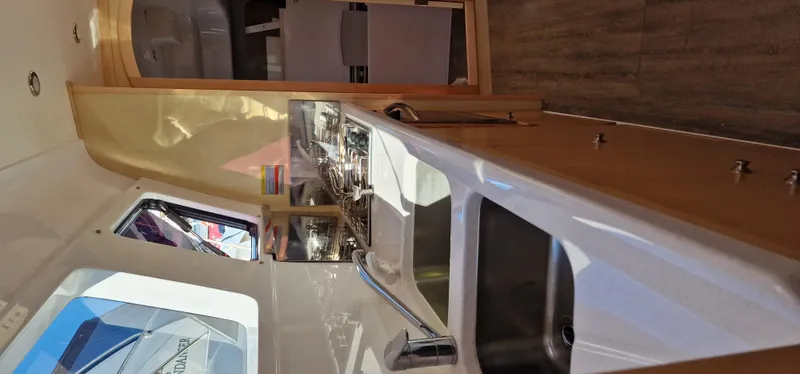 Alphi Yacht Photos Pics 