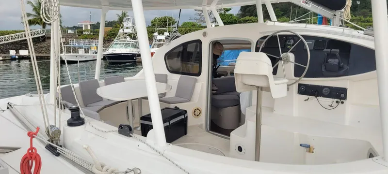 20 Venti Yacht Photos Pics 