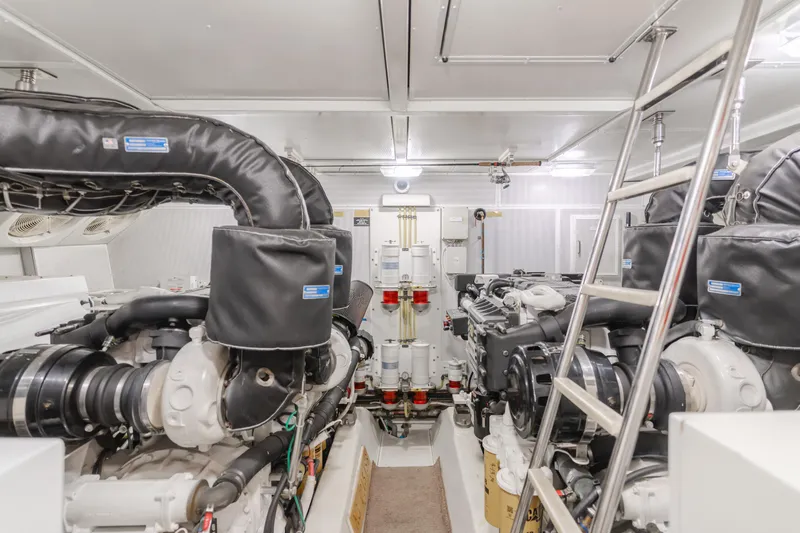 Oceana Yacht Photos Pics 