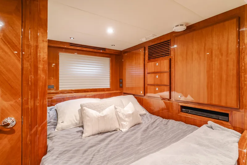 Oceana Yacht Photos Pics 