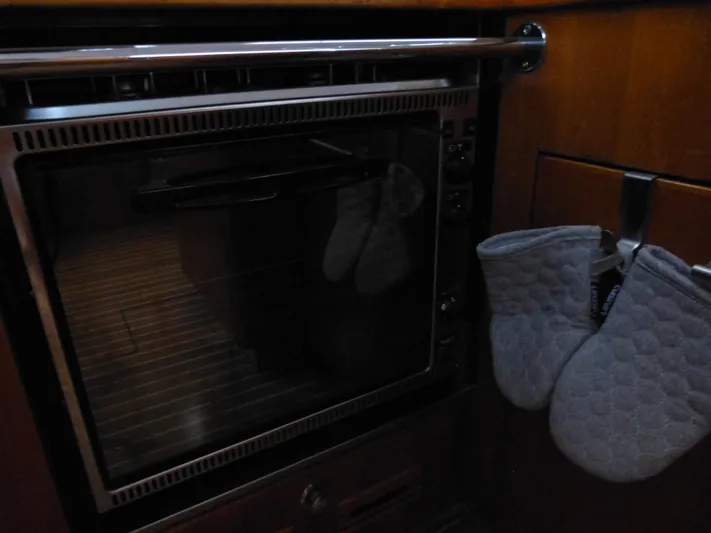 Leyna Yacht Photos Pics 