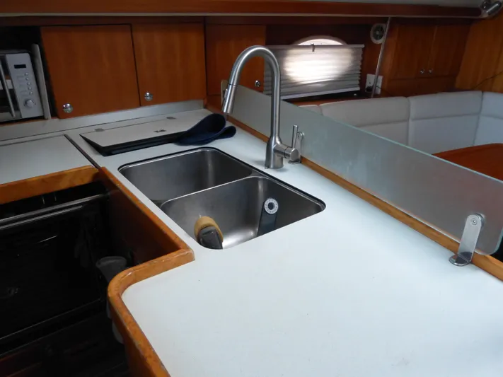 Leyna Yacht Photos Pics 