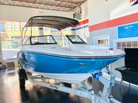 2023 Sea Ray SPX 190 OB