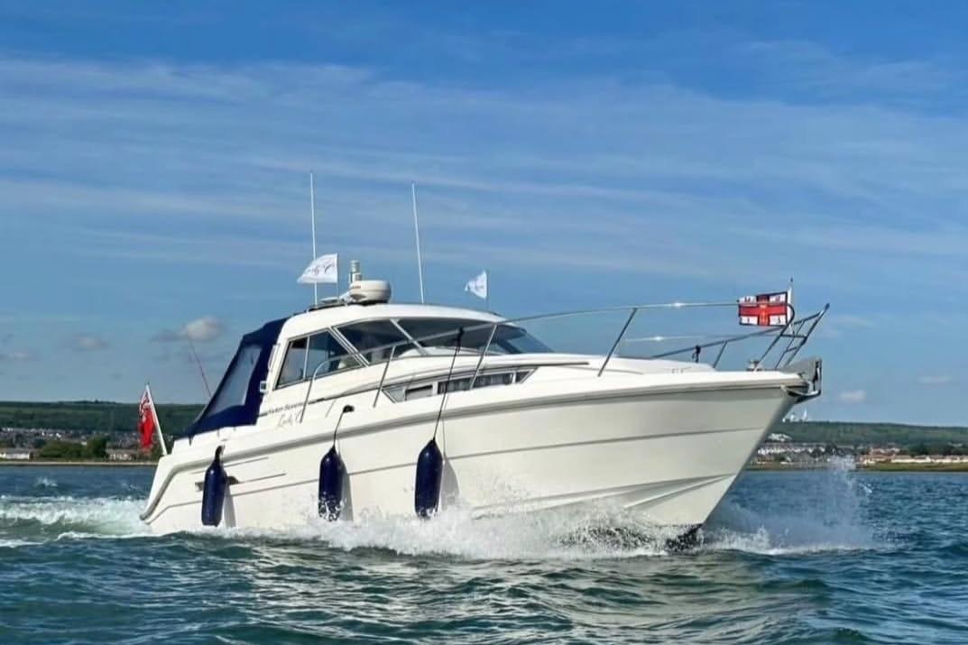 1998 Hardy Seawings 305