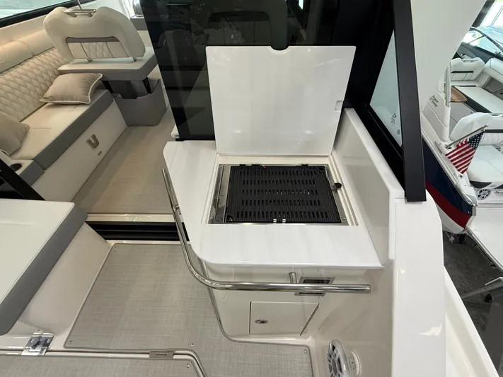  Yacht Photos Pics 2025 REGAL 36 XO - Image 5